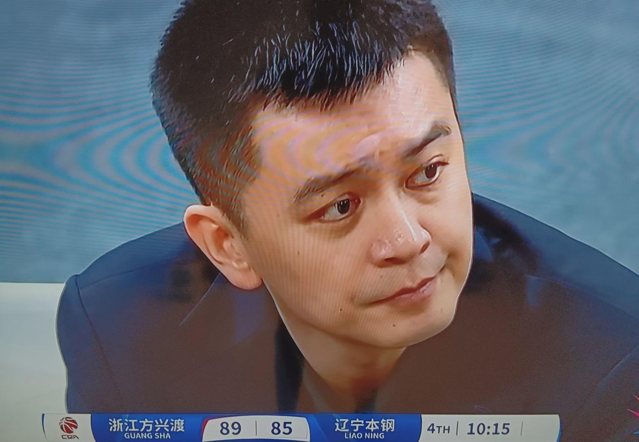 上海男篮若今晚力克辽宁队，将达本赛季巅峰。上海队少赛一场，今晚胜辽宁，则超越广东
