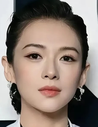 “国际章”之美与不解之缘

提及“国际章”，大家首先想到的是她的卓越实力与国际影