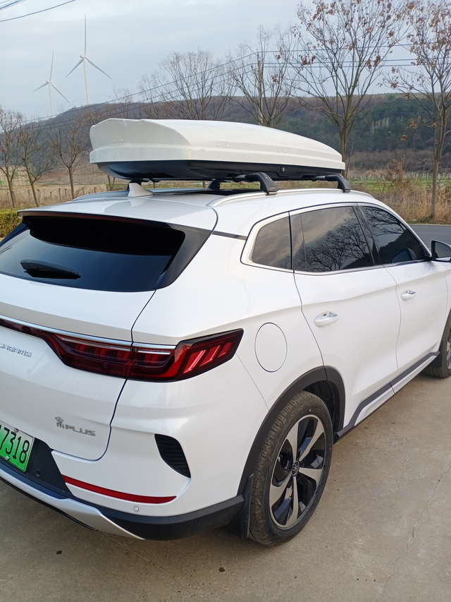 比亚迪宋有趣的车机
我的宋DMi回来有一个月了，目前跑了2800公里左右，大部分