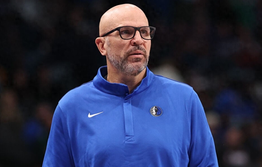 1月9日，独行侠客场114-116惜败爵士。赛后，独行侠主帅贾森-基德接受了媒体