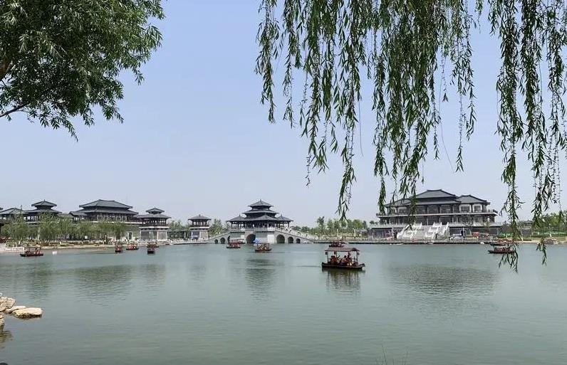 周朝的宋国是周武王伐纣灭商后所封。为安抚商朝遗民，周天子封纣王庶兄微子启于商朝旧
