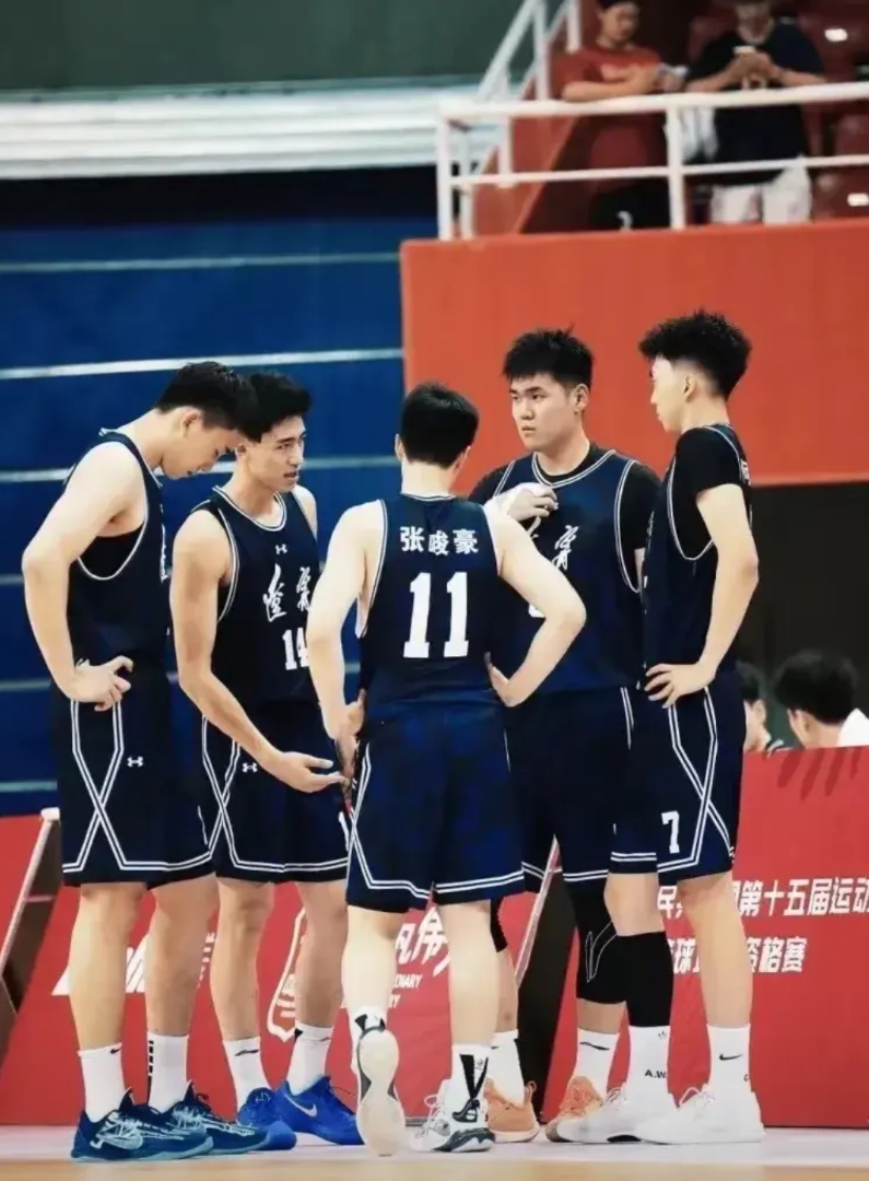 年轻球员绝望了！辽宁队续约大韩二哥两年

近日有媒体透露，辽宁队已经预约了韩德君