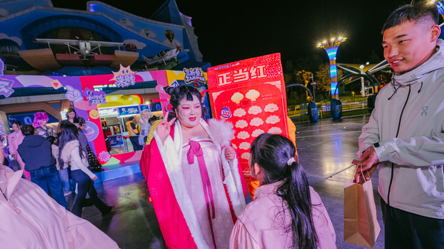 太原方特“山海奇遇记”启幕！全新室外鬼屋震撼登场，六大主题区、百余名NPC共启奇幻狂欢！