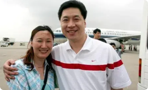 凭良心说！广厦夺冠！李春江内心一定是欣慰的[玫瑰]

说直接点，广夏夺冠的球员班