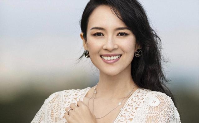 离开汪峰的章子怡早已走上另一条大道，差距越来越大了