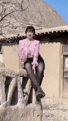 饭吃太饱就闲的蛋疼。