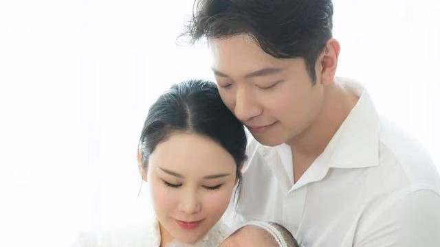 前TVB小生携妻女游日本！