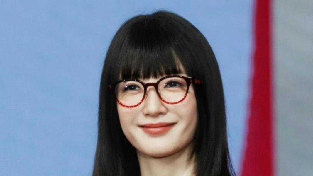 江疏影齐刘海造型吸睛，网友热议：这波操作666！