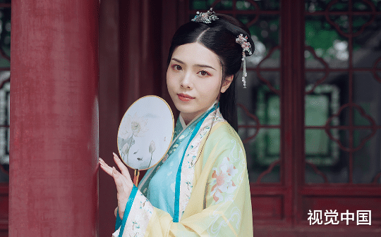 我用娘家的关系帮太子夺得皇位，成为了皇后，他却为了一个穿越女，将我送进了青楼......