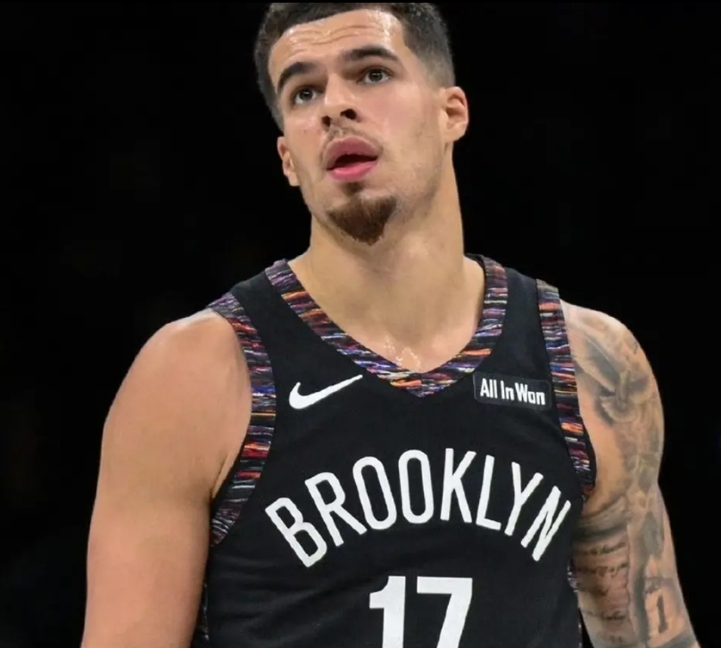 再这样下去你真要被交易了！

篮网队又赢球了，他们以96-81大胜猛龙队，收获了