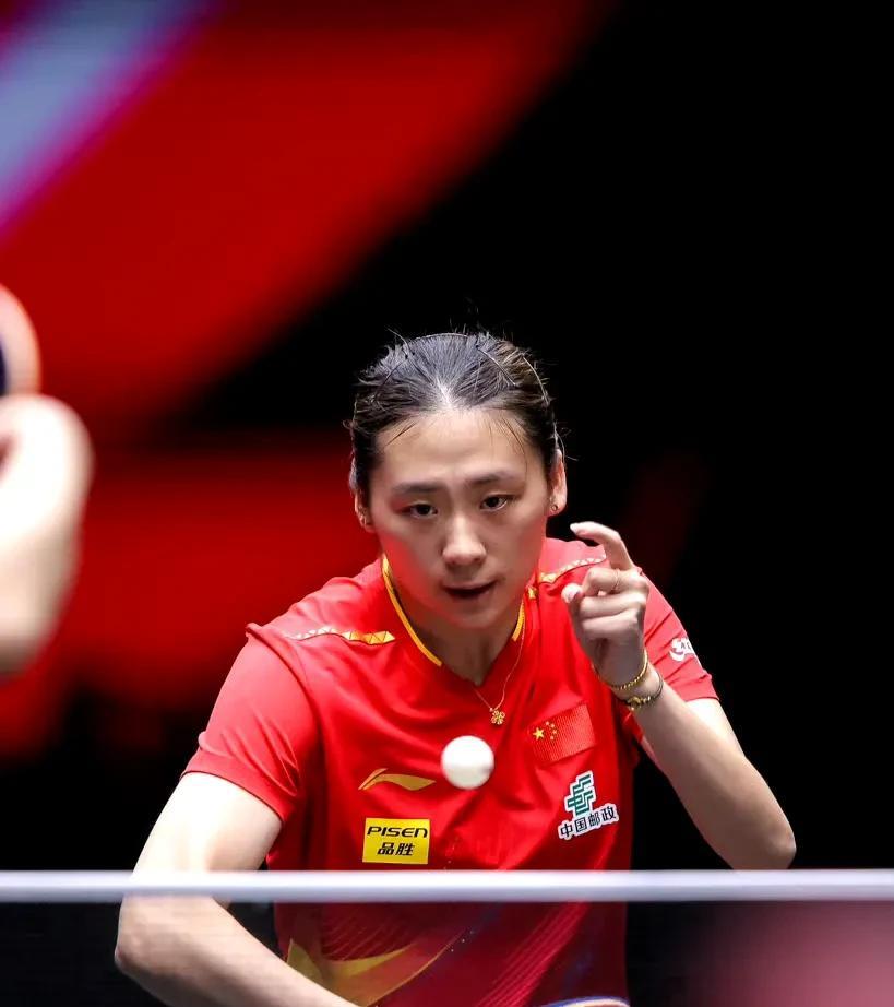 陈熠不惧削球手韩莹，3-0打出气势。
陈熠今天调动很好，可以大声喊出来，大比分很
