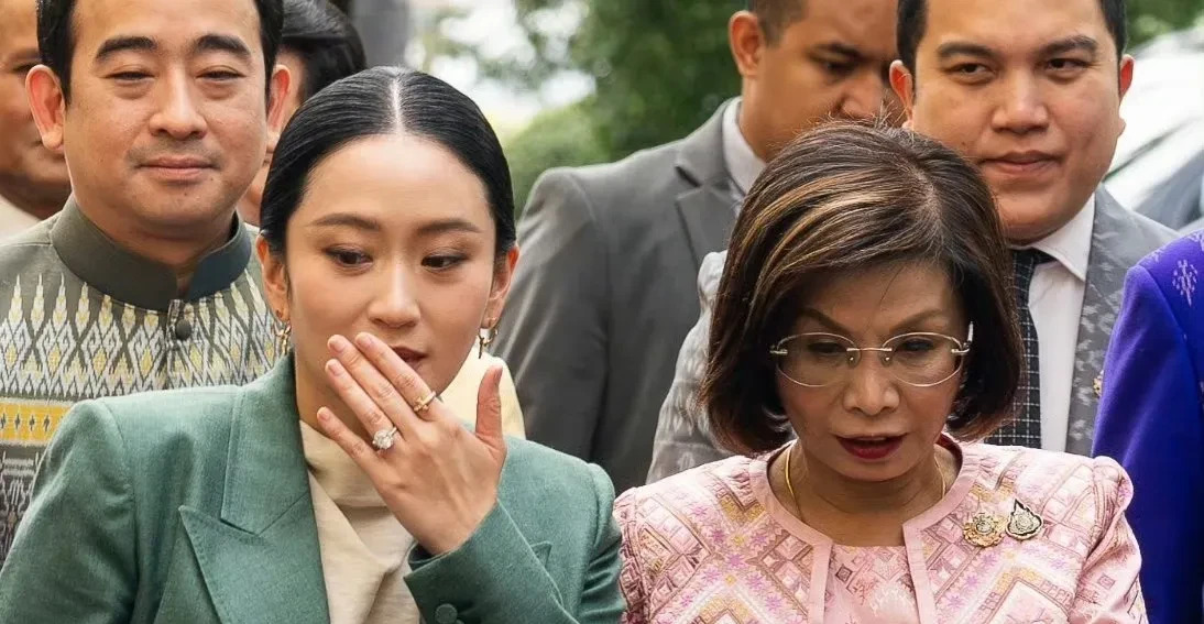 佩通坦要下台？泰国政坛大地震！











啥？泰国总理佩通坦要被撸下