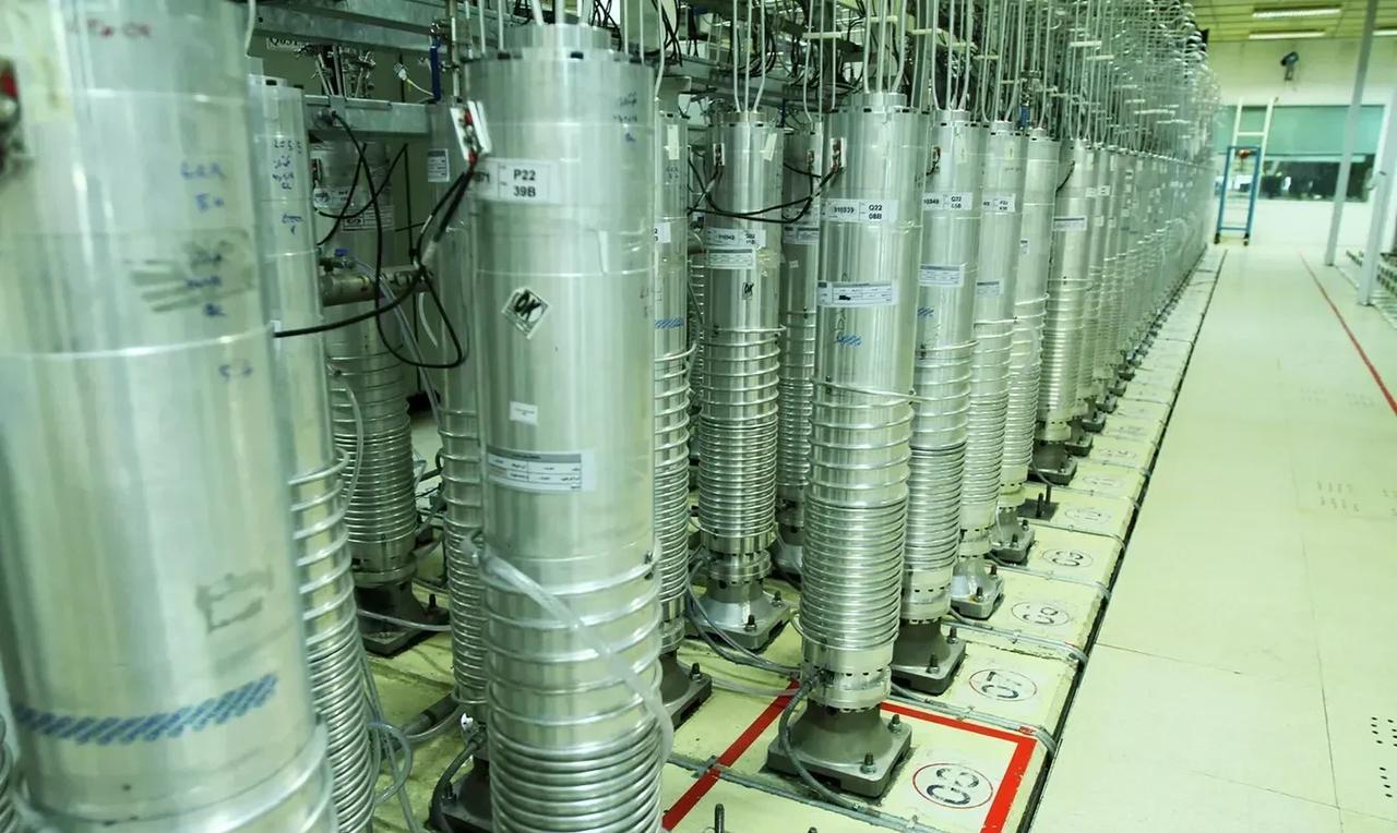 【最新消息：特朗普威胁再次摧毁伊核设施】
华盛顿时间2025年7月19日，美国总