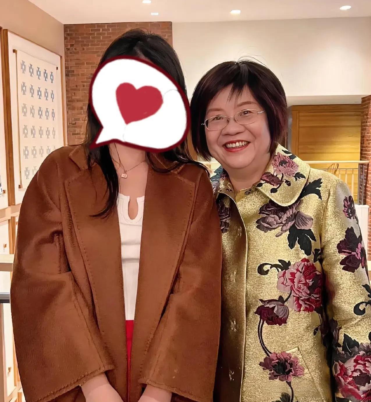 李国庆和张丹红大婚，
给所有的女人提了个醒
只要自己有赚钱能力，咱们就可以像李国