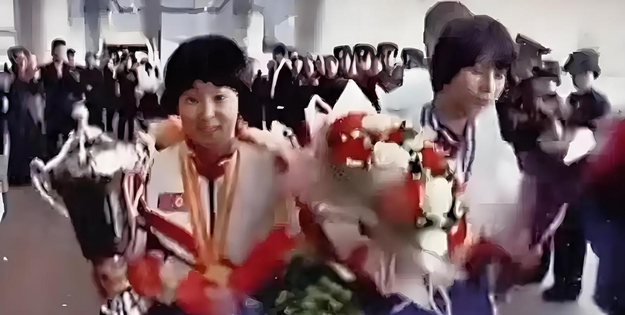 金琴英冰火九重天
曾几何时在2024年亚洲乒乓球锦标赛勇夺女单冠军的朝鲜选手金琴