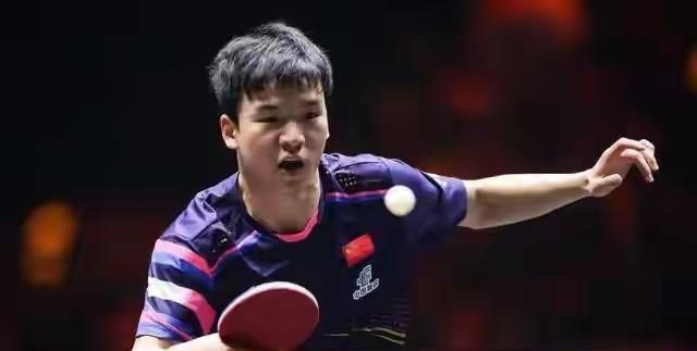头哥还是那个头哥，很多人不明白——为啥半决赛时他那么疲惫不堪决赛时却又那么神勇呢