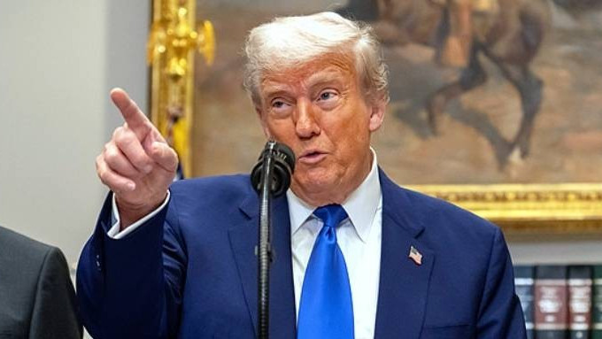 100%关税＋次级关税！特朗普不许中国买俄油，但普京一点都不慌