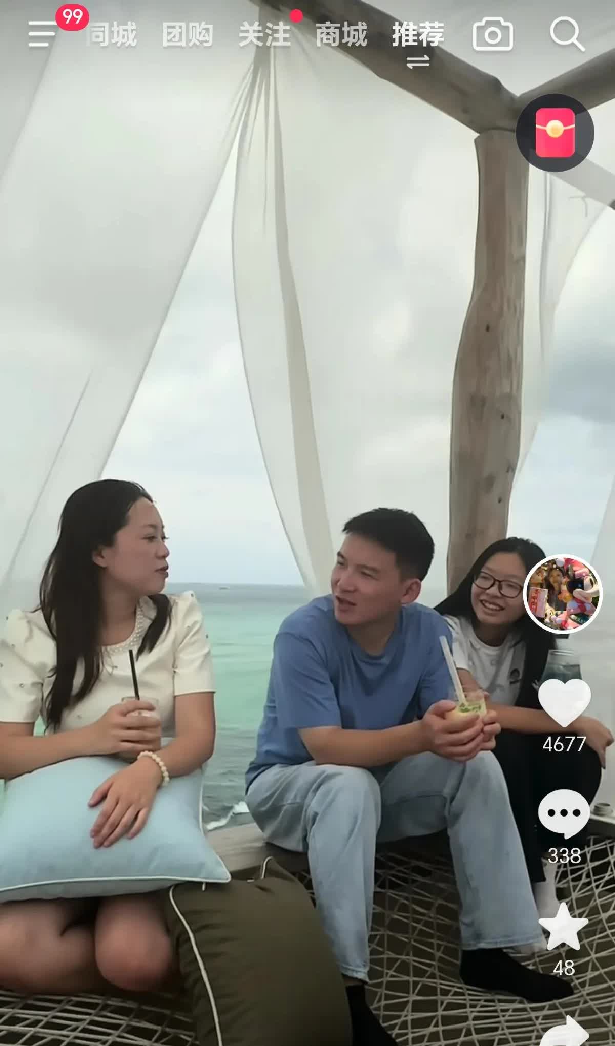 谢浩男终于迎来了真正的暑假！
短短的11天假期
前几天在深圳要么陪妈妈要么陪