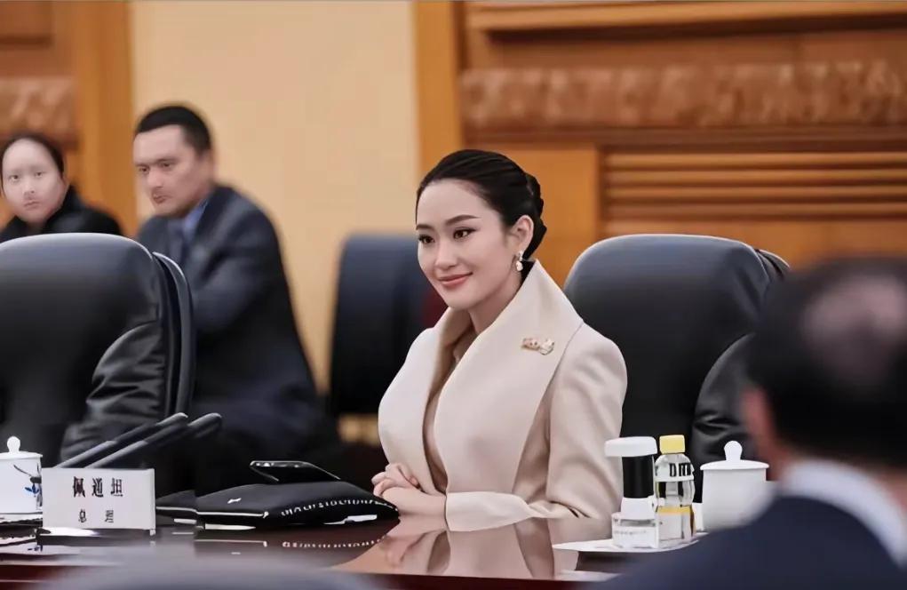 泰国总理佩通坦日前访华期间，与东方大国高层讨论过“赌场合法化”问题。
佩通坦表示