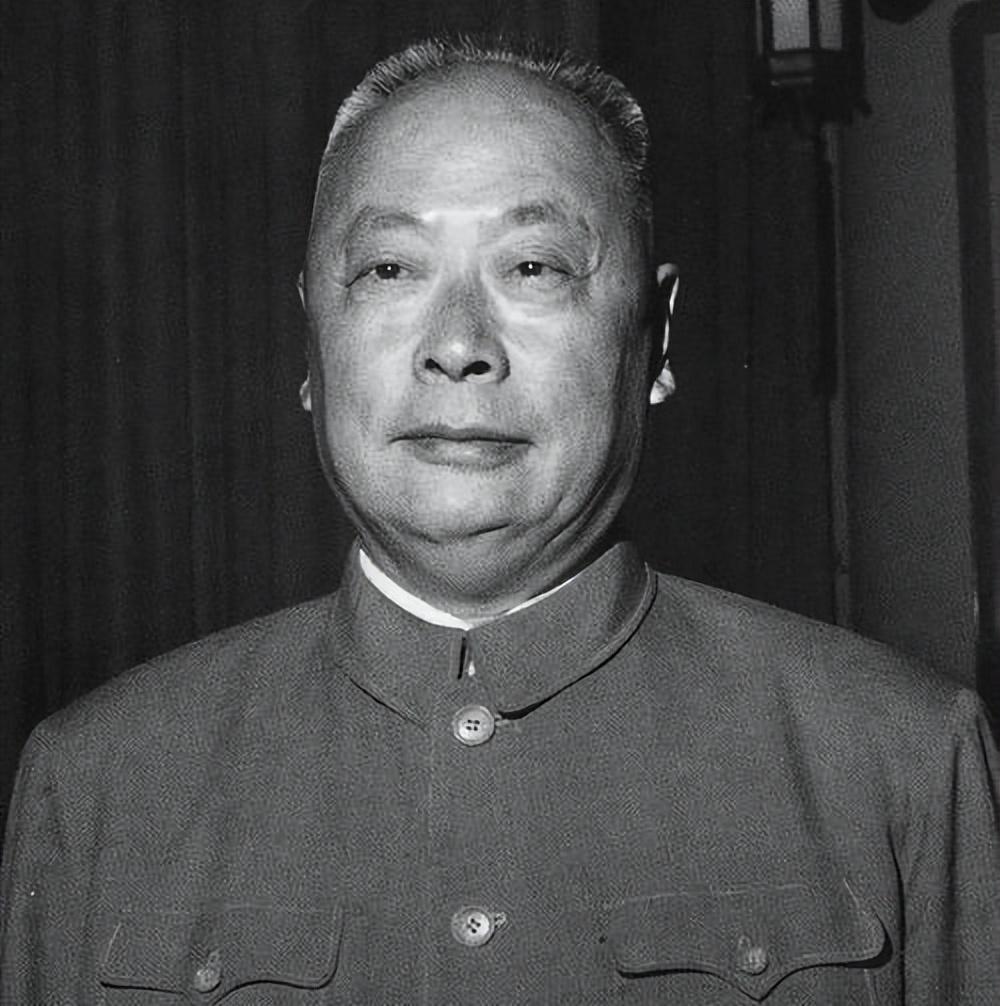 陈毅总结过吃饭的“三段论”，我们现在就到第三阶段了