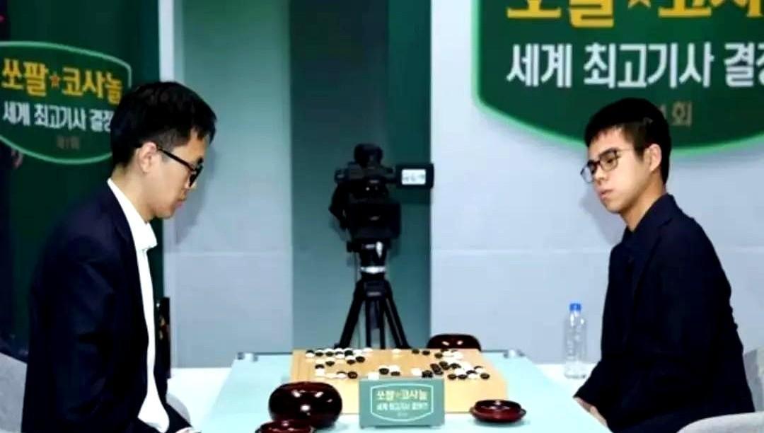第一届最强棋士战循环赛圆满收官，最大的赢家应该是屠晓宇和许嘉阳。
先说屠晓宇：在