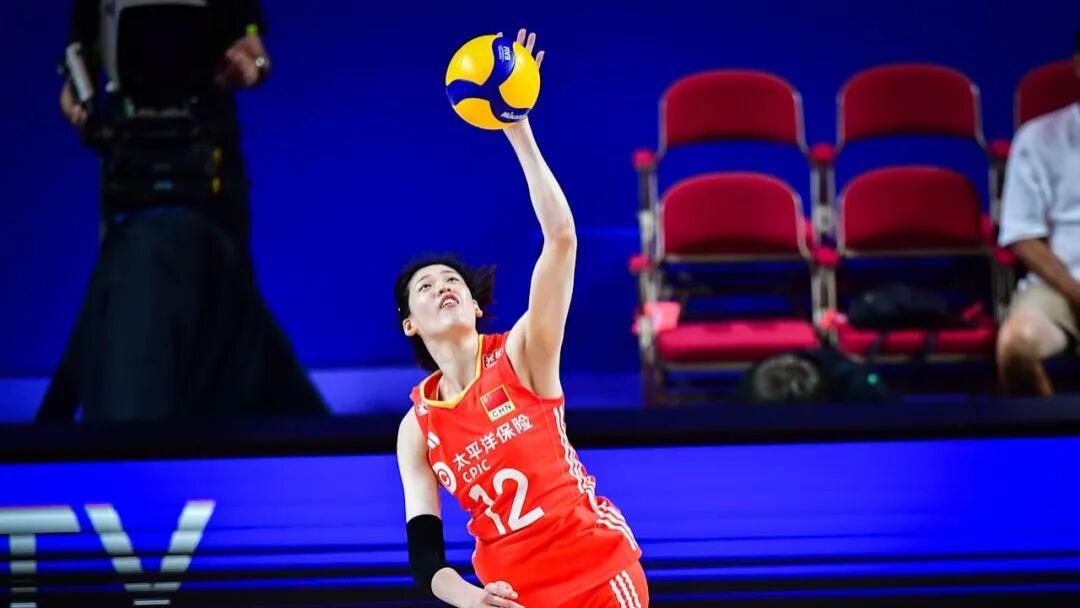 关于中国女排李盈莹 无缘留洋米兰 回国治疗的情况说明