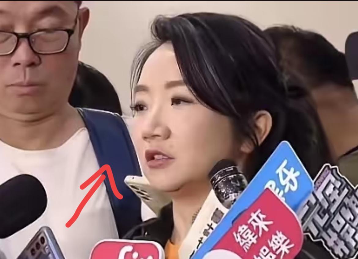 一觉醒来，
陶晶莹成为全网最大的笑话了吧
她关于“立场问题”的言论，明眼人都看出