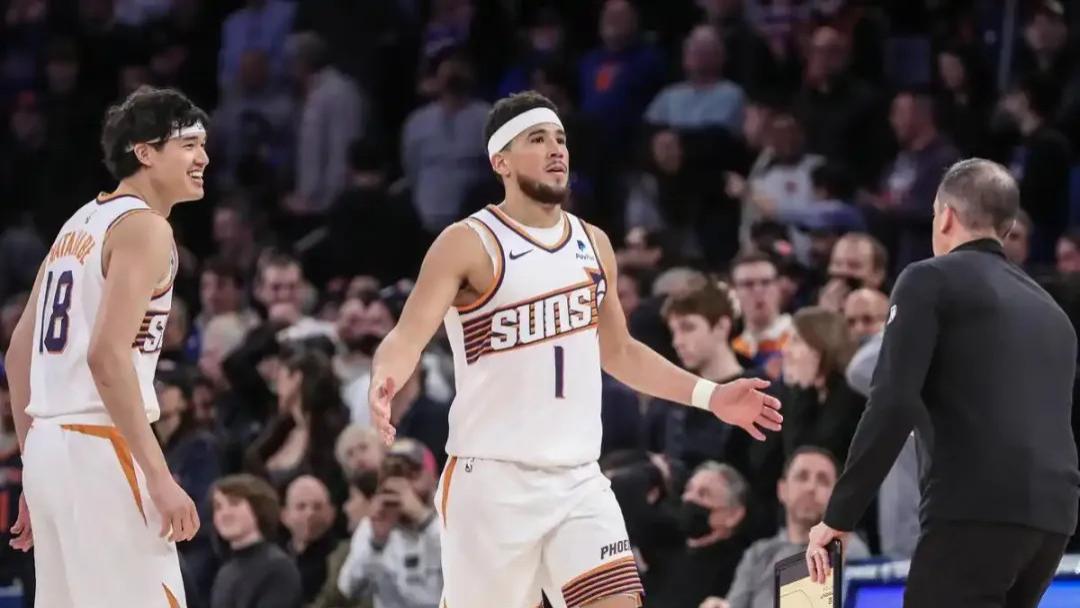 布克最艰难 or 最舒服的一季？