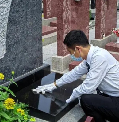 公墓只能使用20年，如果子孙不续费，会如何处理？

在多数人的观念中，墓地是一种