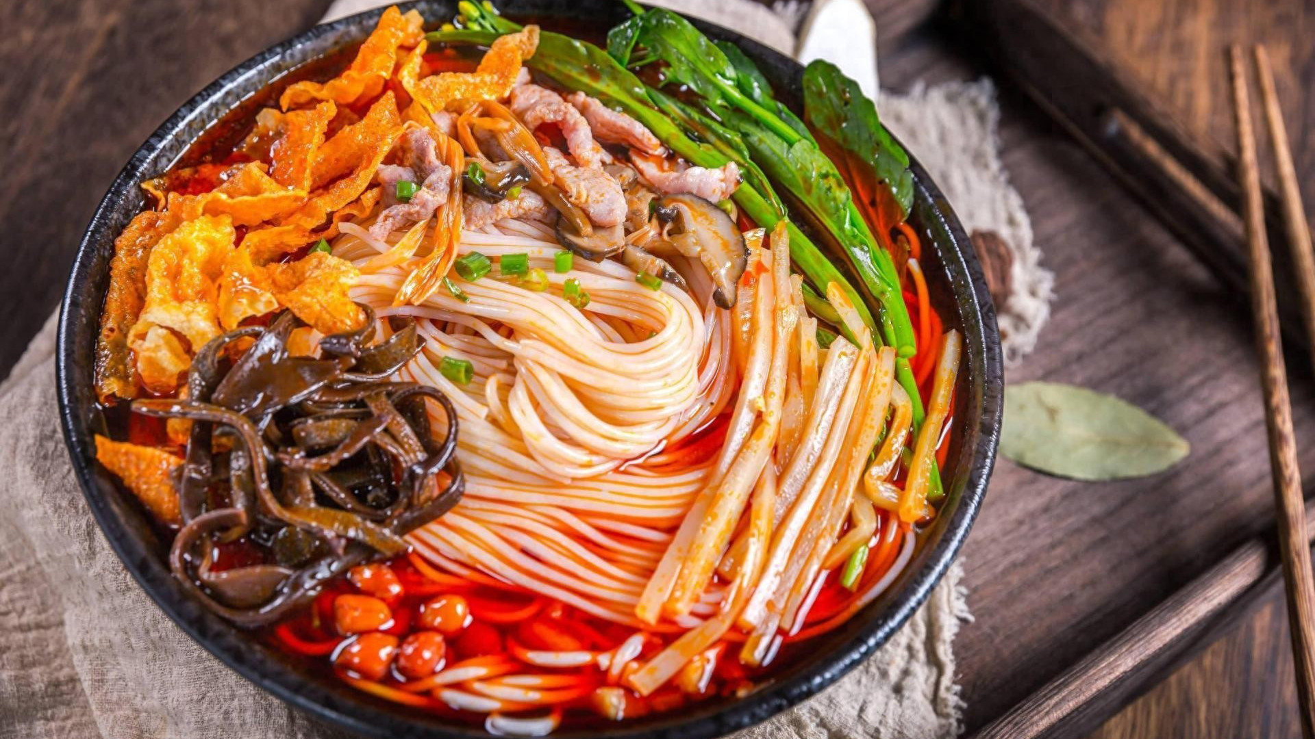 柳州不容错过的正宗特色小吃，本地人热衷的特色美味，游客尝后都打出好评