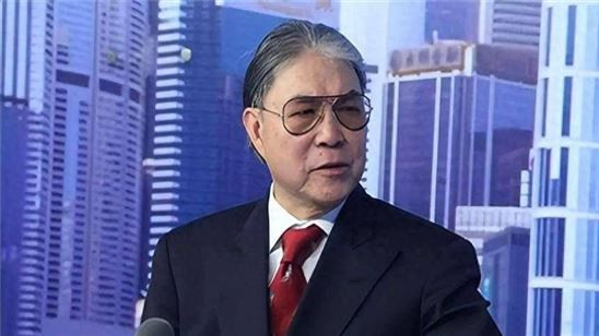 直到霍启刚当上局长，才知道霍家为啥如此看重郭晶晶，还说是下嫁