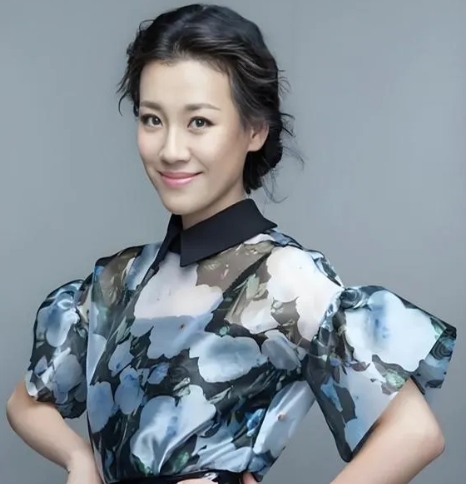 《父母爱情》神仙配角！

 刘琳的德华，笑中带泪！接地气的表演，爱了爱了！刘天池