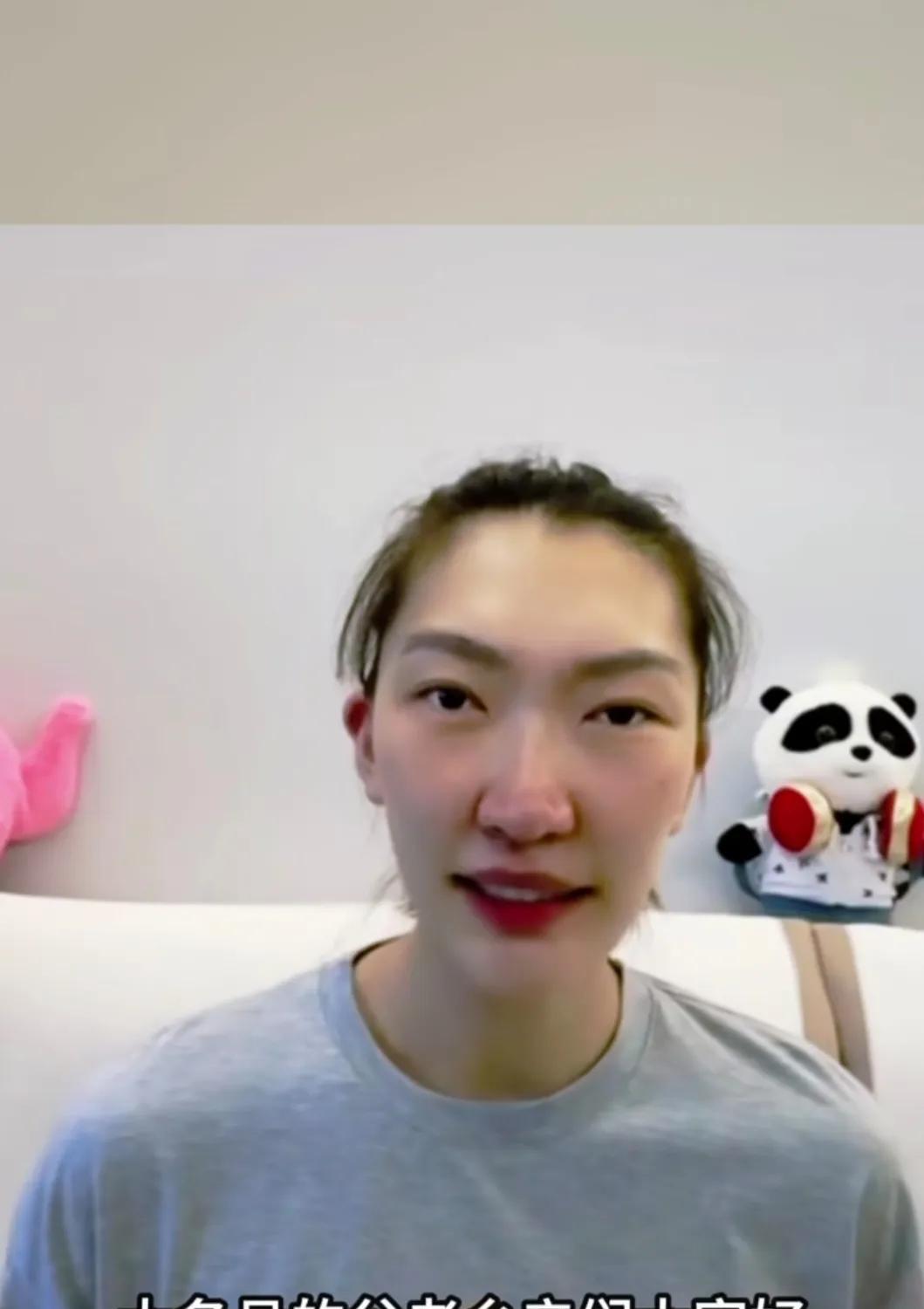 继张镇麟在沈阳推出自己的训练营，女篮韩旭在河北大名也推出了自己的训练营，韩旭还自