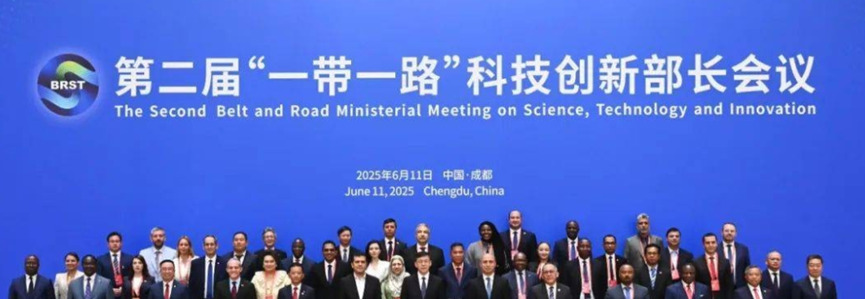 印度说要超中国？没那么简单











“印度要超过中国了！”这话最近