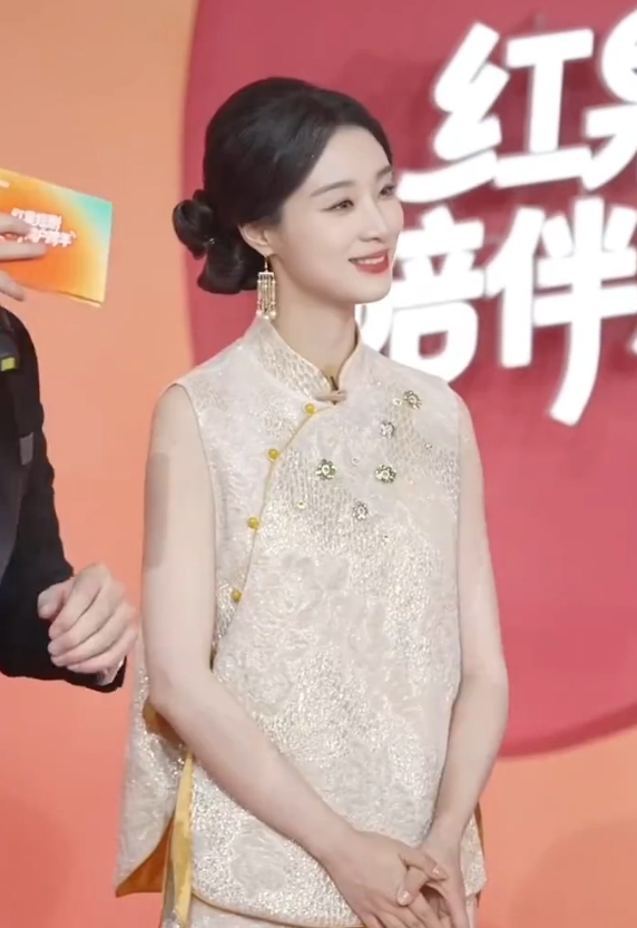 王小亿演技好不好，
她和郭宇欣谁和刘萧旭更有CP感，我不做评价，但是有一点值得肯