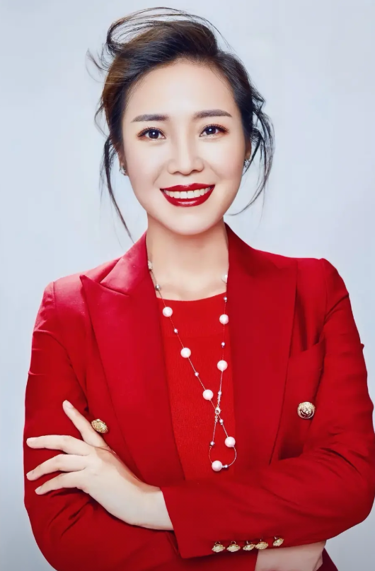 彻底做自己，再无纠葛，各大音乐平台下架云朵版“我的楼兰”。
一夜之间平台上“我的