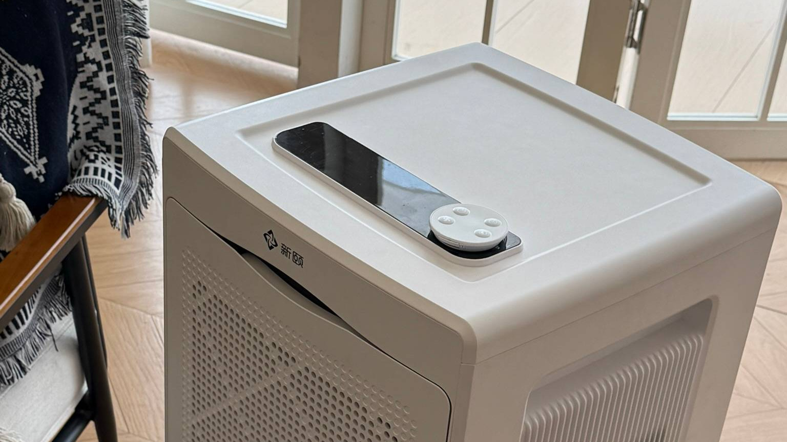 新颐空间大师A8除醛黑科技：4层分解让甲醛“无处可逃”