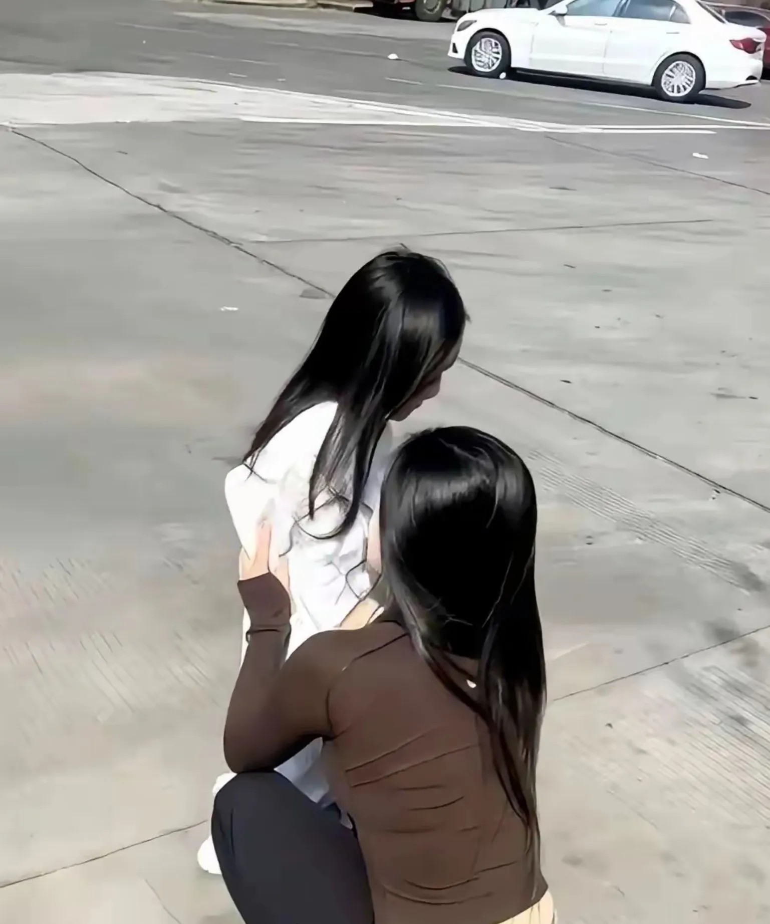 一腚飞，孩子妈妈带着飞🪽