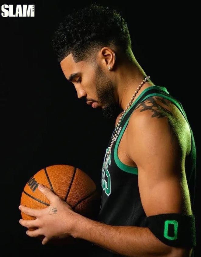 尼凯还是缺大体型4号位，加上掘金没什么防守漏洞，尼凯好几个，输一场没事，还想东一