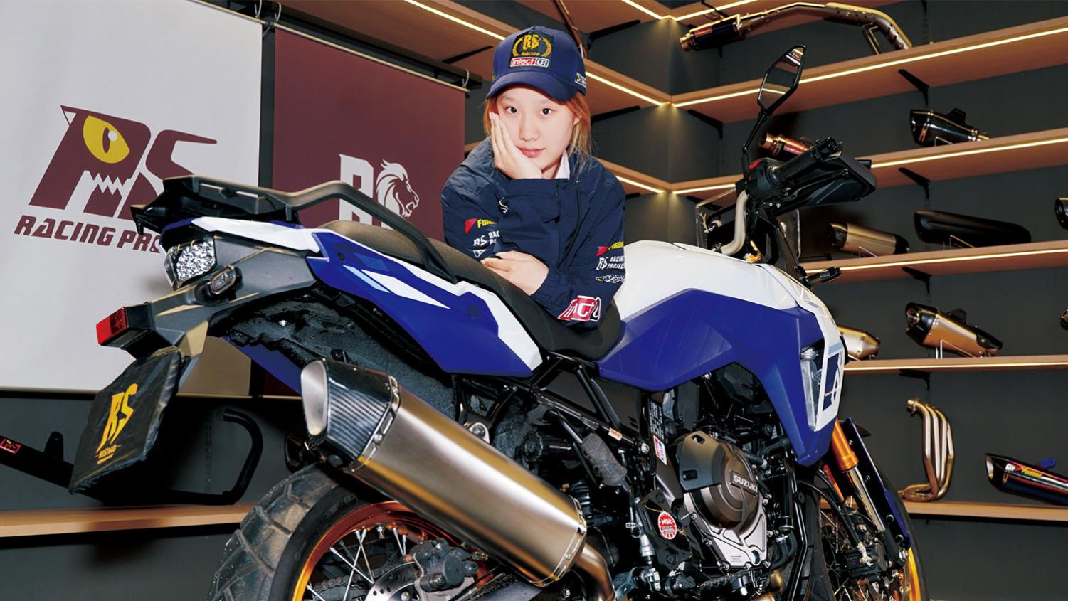 铃木 V-Strom 800DE 觉醒之声：升级摩旅排气，释放真我