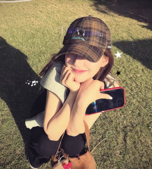 没有人可以规定风的形状，没有人可以规定你怎样发光