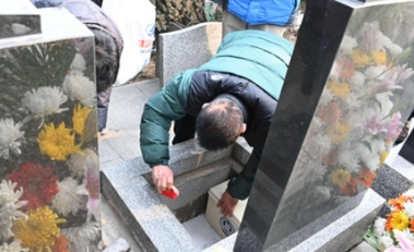 殡仪馆无人认领的尸体最终去了哪？一位在殡仪馆干了大半辈子的老师傅告诉我，他们经常