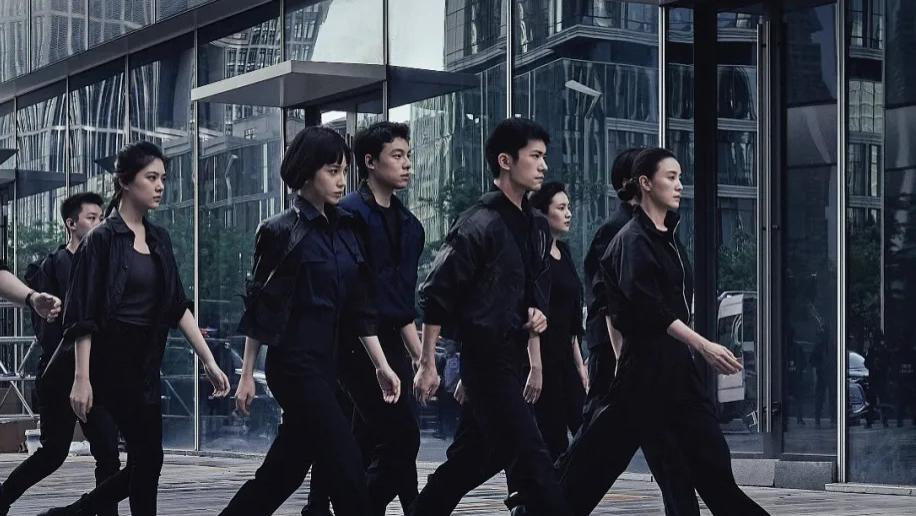 面对张艺谋这篇平庸的作业，夸和骂都多余了