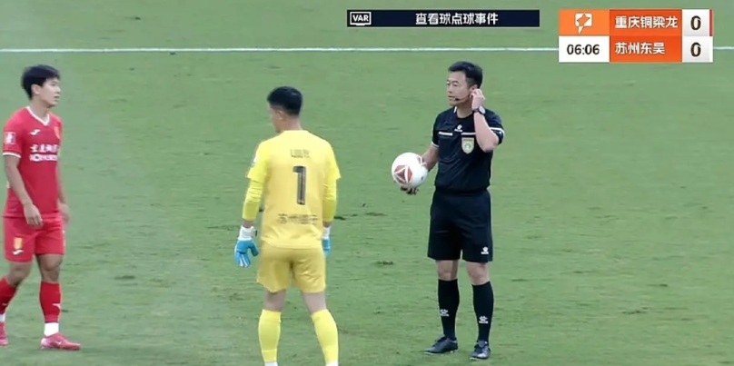 重庆铜梁龙0：0战平苏州东吴后，重庆铜梁升超的希望渐行渐远了。
而重庆铜梁龙升超