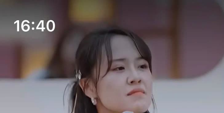 大家发现了吗？
乘风的房琪到底在狂什么！
其实是验证了宋丹丹的一句话！房手指