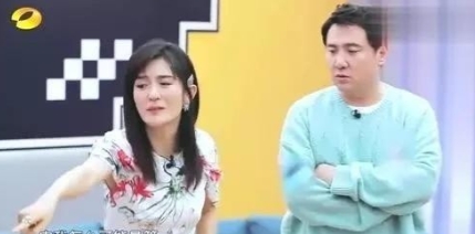 当年，谢娜大婚，李小冉丢下病床上的男友跑去当伴娘。可是3年后，李小冉结婚时，谢娜