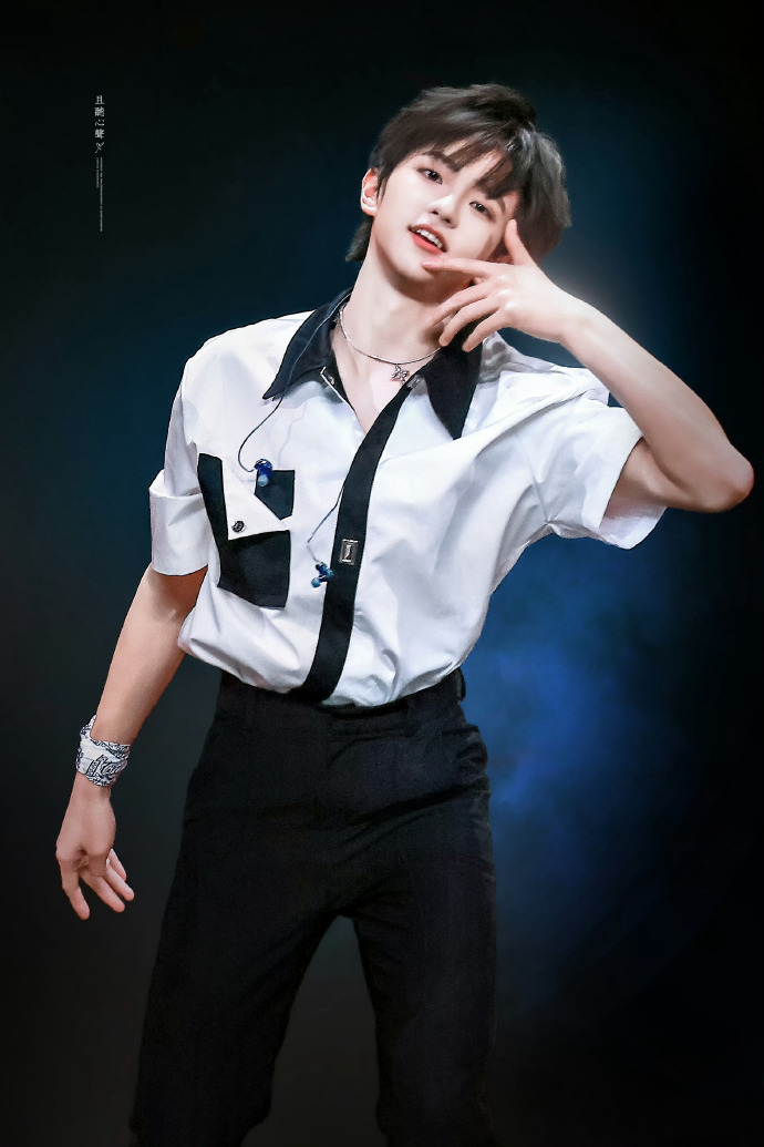 丞哥答应好的足球vlog什么时候发