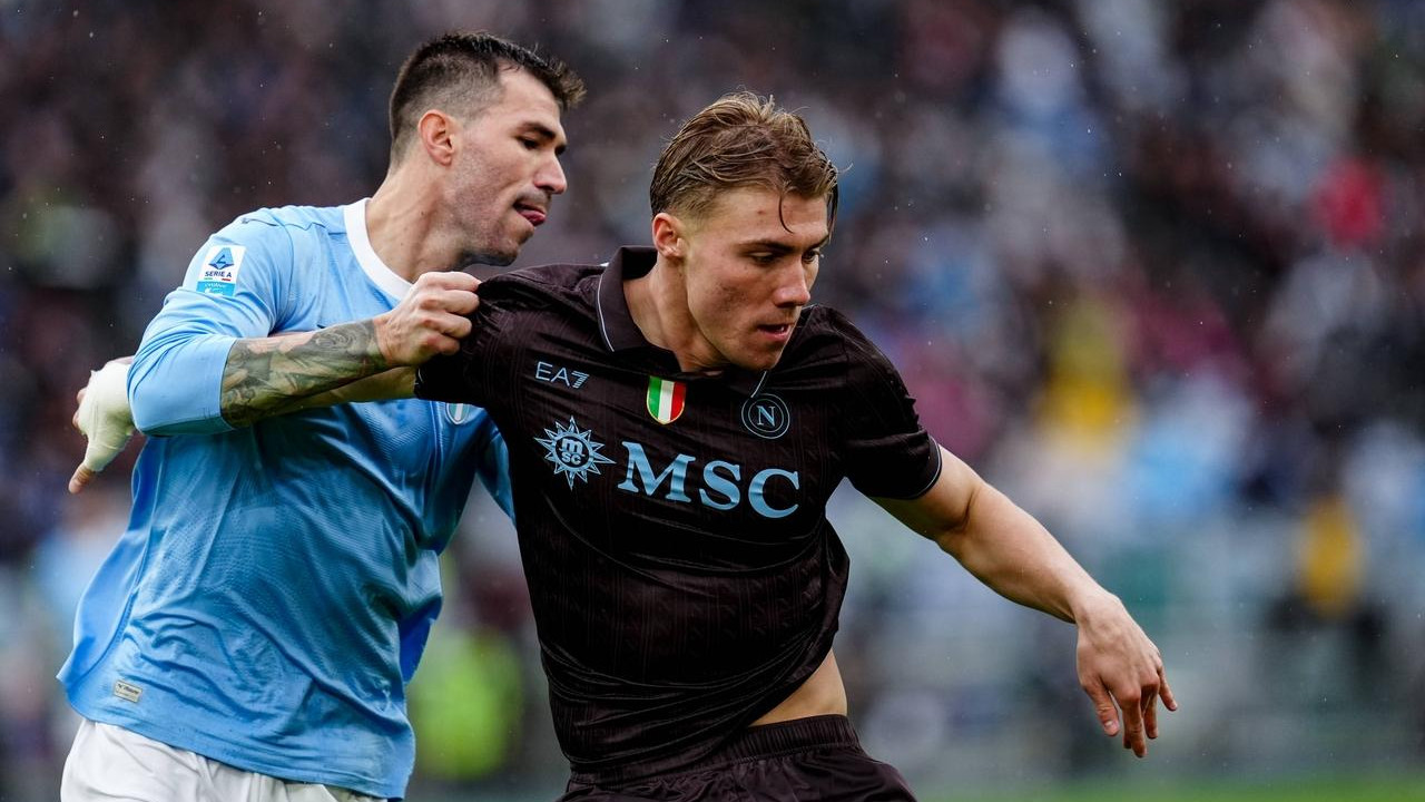 那不勒斯取胜有望重登榜首，保级队维罗纳会否束手就擒？有点说法