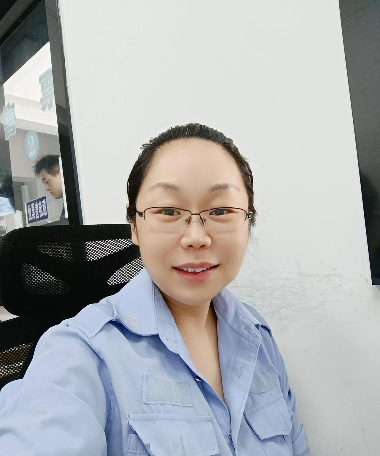 我急需大家的帮助，我对这件事的认知不够，希望大家能抽出一分钟的时间帮一帮我。我们