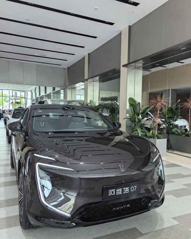 谁是23万左右最强纯电SUV
首先阿维塔07，长安宁德华为三方合作产品，舒适性配